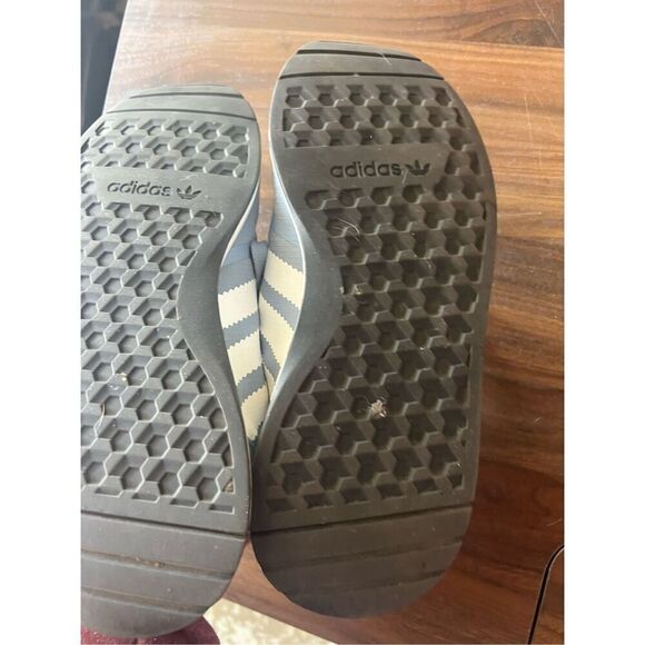 Adidas Blue Tennis Shoes Woman’s Size 7.5 - Picture 13 of 13